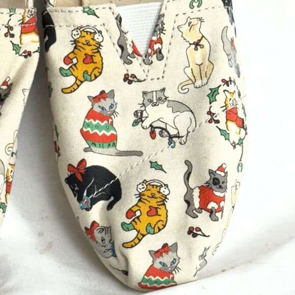 TOMS Women’s Belmont Holiday Cats Print Light Grey Flats Shoes Size 8.5 - Picture 3 of 11